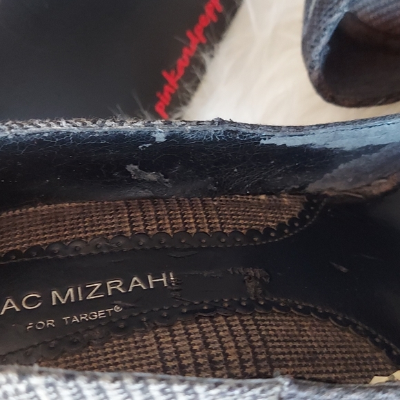 Isaac Mizrahi Grey Herrinbone Plaid Platform Heels - Picture 5 of 8